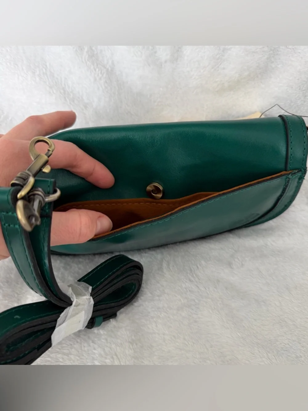 Patricia Nash Martell Crossbody - Picture 3 of 6